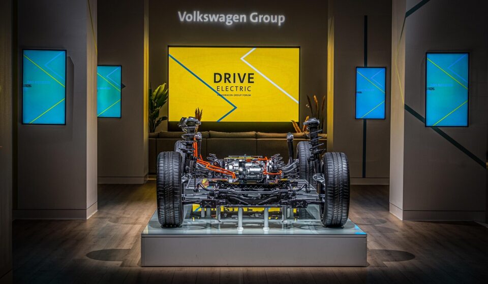 night shot, long exposure, night, eve, vehicle, bikes, tire, technology, electrics, inner workings, automobile, modern, electric model