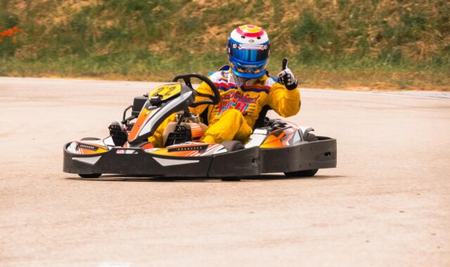 go kart, racing, karting, circuit, go-kart car, vehicle, sport, competition, racer, helmet, kart racing, go kart, go kart, karting, karting, karting, karting, karting