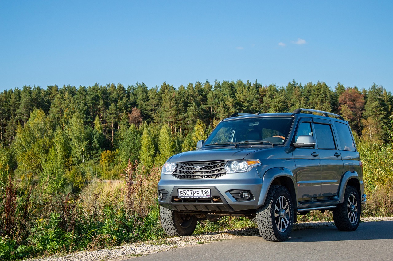 uaz, suv, jeep, car wallpapers, lake, uaz patriot, machine, uaz-3163, journey, nature, vehicle, four-wheel drive, on the nature, all-wheel drive, car, silver, autumn, forest, road, 4 x 4