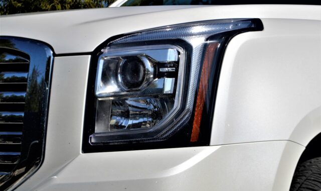gmc yukon, 4k wallpaper 1920x1080, headlamp, headlight, sports utility vehicle, suv, 4x4, four wheel drive, vehicle, nature, transport, beautiful wallpaper, transportation, free background, sport, auto, laptop wallpaper, wallpaper 4k, utility, automobile, off-road, power, road, travel, hd wallpaper, drive, luxury, speed, truck, wheel, parked, parking lot, automotive design, steel, blue, green, tree, white line, free wallpaper, divider, park, design, mac wallpaper, 4k wallpaper, automotive, wallpaper hd, metal, machine, technology, engineering, angle, close-up, white, opal, glass, star, bus, convertible, jeep, limousine, motor, pickup, ride, station wagon, van, wagon, bucket, buggy, compact, conveyance, coupe, hardtop, hatchback, heap, jalopy, junker, motorcar, roadster, sedan, windows wallpaper, full hd wallpaper, desktop backgrounds, cool backgrounds, subcompact, wheels, wreck, clunker, gas guzzler, touring car, background, screen saver