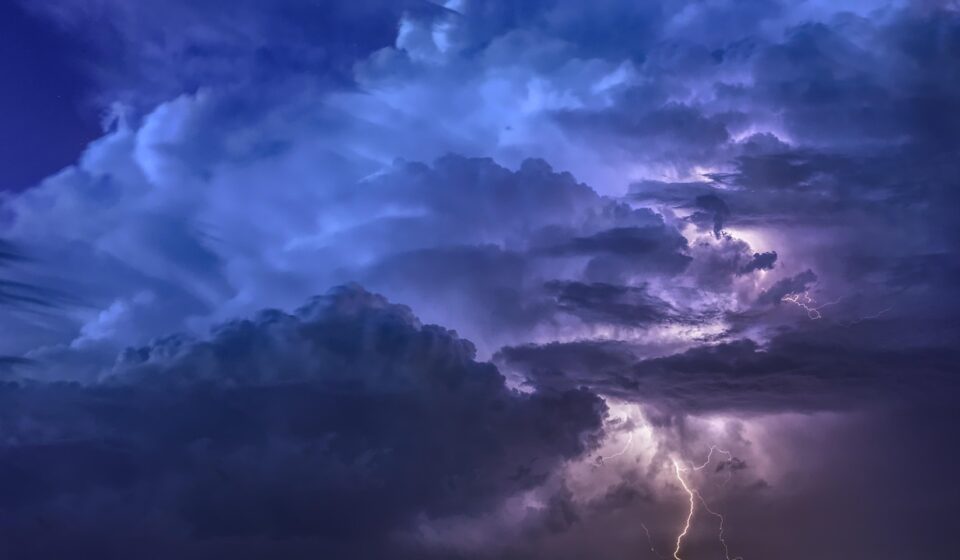 thunderstorm, lightning, 4k wallpaper, nature wallpaper, free background, windows wallpaper, hd wallpaper, nature background, wallpaper hd, storm, cool backgrounds, night, weather, sky, desktop backgrounds, wallpaper 4k, clouds, full hd wallpaper, free wallpaper, beautiful nature, mac wallpaper, storm clouds, 4k wallpaper 1920x1080, laptop wallpaper, sky background, beautiful wallpaper, wallpaper, night sky, nature, background