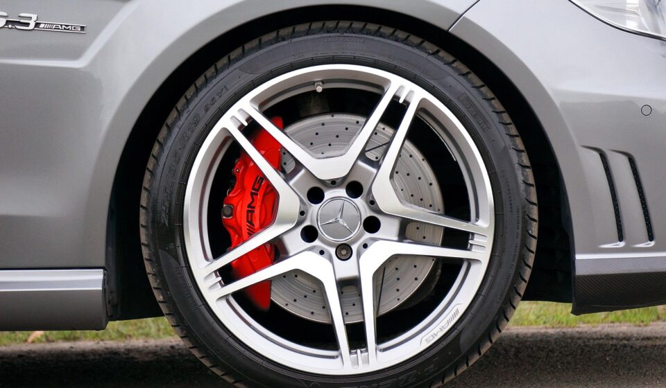 car, wheel, vehicle, auto, transport, transportation, car wallpapers, automobile, traffic, tire, road, chrome, speed, steering, design, tyre, alloy wheel, gray car, gray road