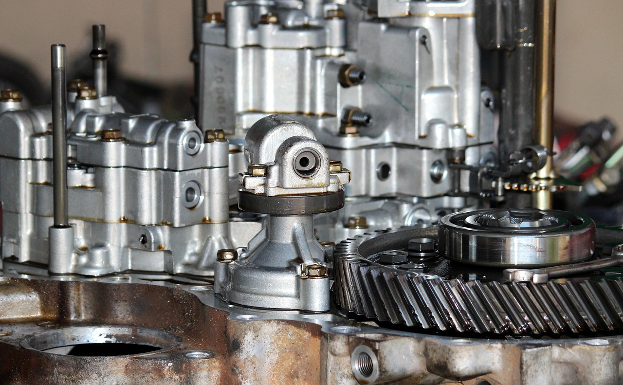 engine, transmission, disassembled, repair, mechanics, drive, technology, automobile, vehicle, car, dare, gear, industry, car wallpapers, machine, move, metallic, minions, detail shot, metal, gears, how works, technical, sprocket, screws, mechanic, connection, watch, speed, close up, substitute