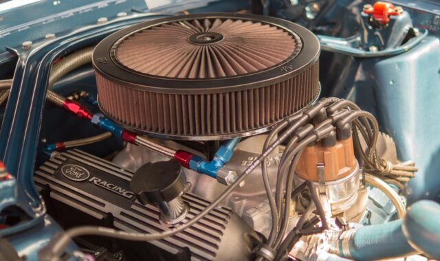 car, engine, oil, auto, vehicle, car engine, motor, automobile, mechanic, transportation, repair, power, automotive, technology, car repair, drive, machine, race, car driving, transport, service, garage, automotive repair, car wallpapers, car service, brown car, brown technology, brown garage, brown power, brown service